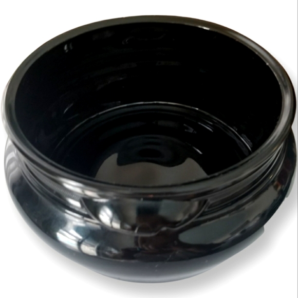 L.E. Smith Black Glass Greek Key Covered Bean Pot - Picture 3 of 5